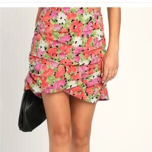 Lulu’s Pink Multi Color Spring Floral Ruched Mini Skirt, Lined, Small, NWT